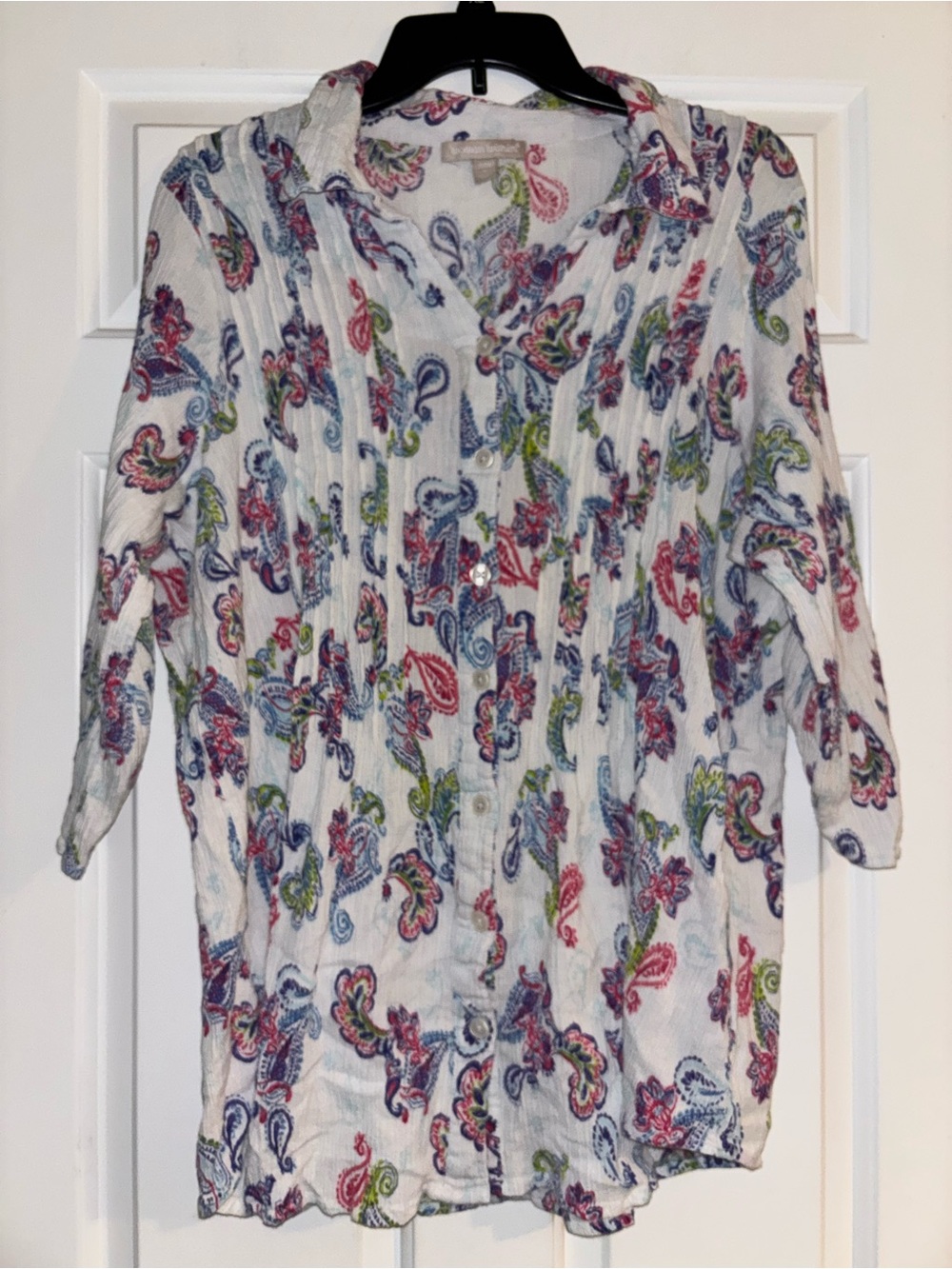 Lightweight White Paisley Button-Up Blouse - Multicolor